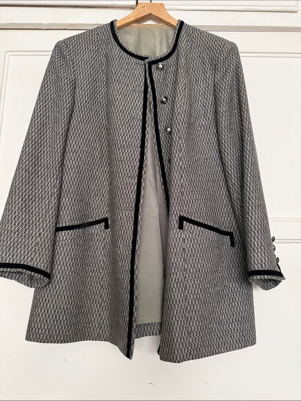 Classic Grey Houndstooth Coat with Black Trim